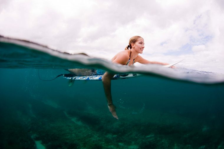 women, surfing, surfers, split-view - desktop wallpaper