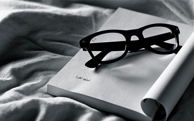 glasses, books - desktop wallpaper