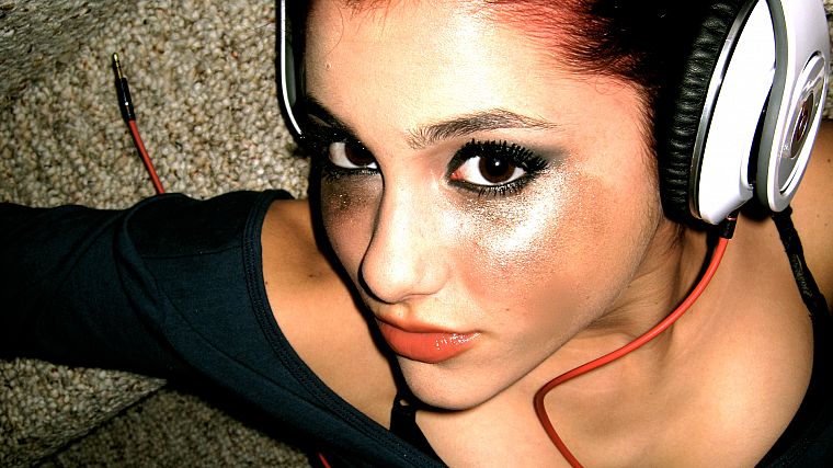headphones, women, Ariana Grande - desktop wallpaper