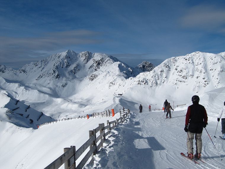 mountains, snow, fences, ski - desktop wallpaper