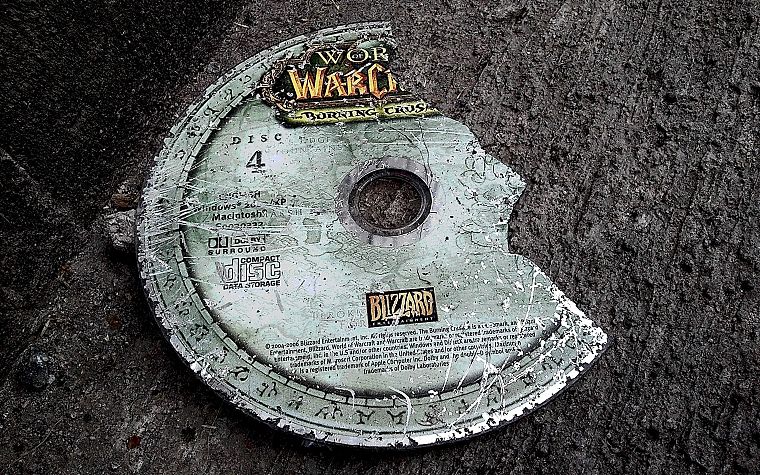 World of Warcraft, broken, compact disc - desktop wallpaper
