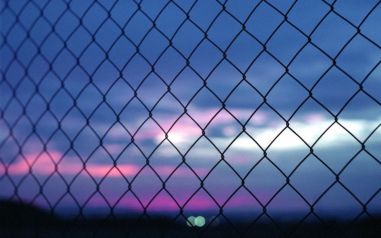 sunset, fences, bokeh, chain link fence - desktop wallpaper