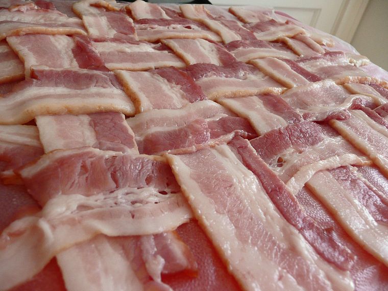bacon - Free Wallpaper / WallpaperJam.com