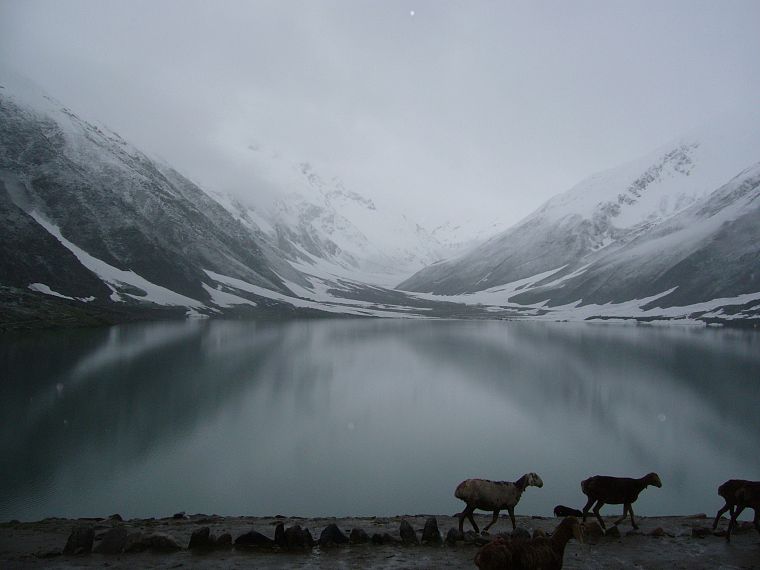 mountains, winter, lakes - desktop wallpaper
