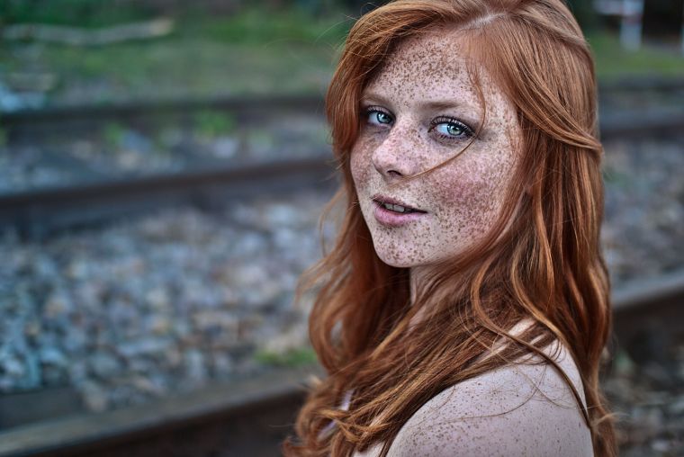 women, blue eyes, redheads, freckles, depth of field, blurred background - desktop wallpaper