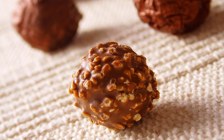 chocolate, food, sweets (candies), Ferrero Rocher - desktop wallpaper