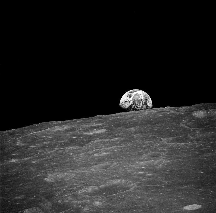 Moon, earthrise, monochrome, Apollo - desktop wallpaper