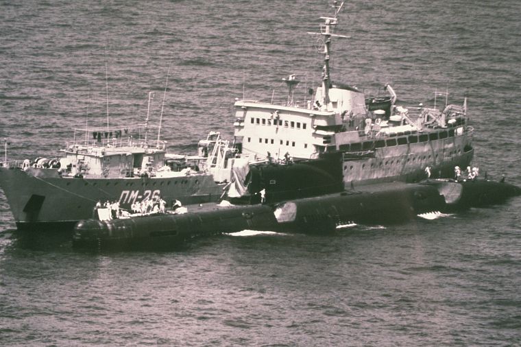 Soviet, submarine, Oskol-Class Repair Ship Pm-26 - desktop wallpaper