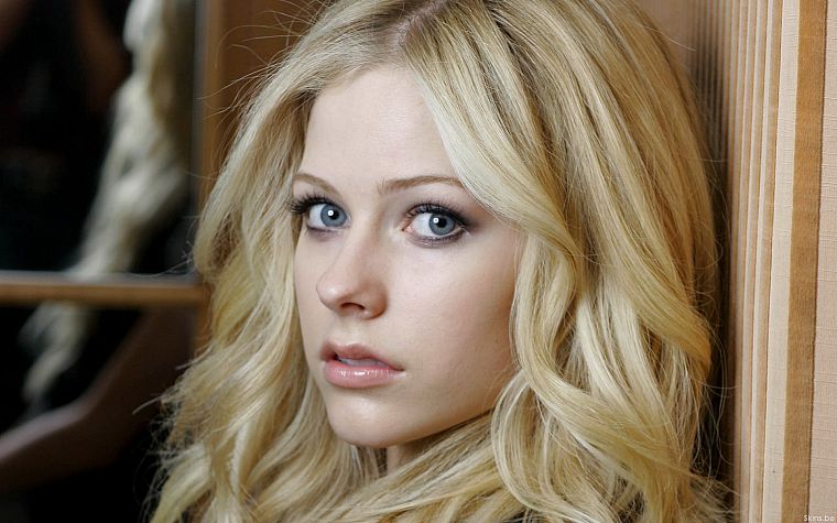 blondes, women, Avril Lavigne, singers - desktop wallpaper