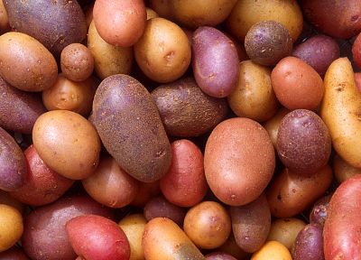 potatoes - random desktop wallpaper