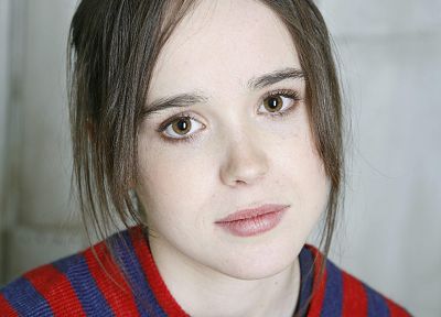 Ellen Page - desktop wallpaper