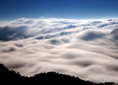 clouds - duplicate desktop wallpaper
