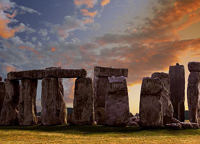 England, Stonehenge - duplicate desktop wallpaper