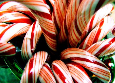 candy canes, candies - related desktop wallpaper