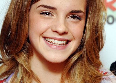 women, Emma Watson, smiling - random desktop wallpaper