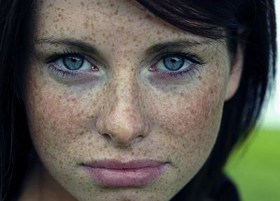 women, close-up, blue eyes, lips, freckles, faces - random desktop wallpaper