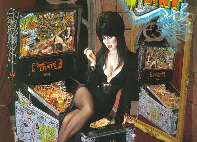 Elvira, Cassandra Peterson - desktop wallpaper