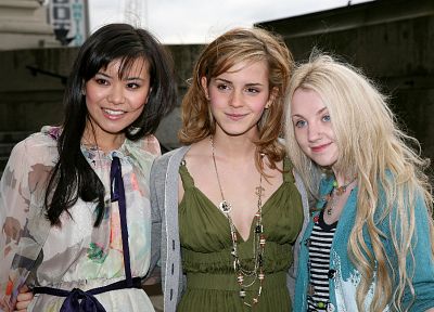 Emma Watson, Evanna Lynch, Katie Leung - desktop wallpaper