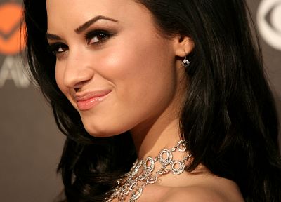 Demi Lovato - duplicate desktop wallpaper