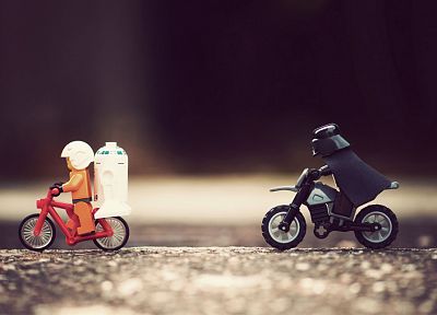 Star Wars, Darth Vader, R2D2, Legos - random desktop wallpaper