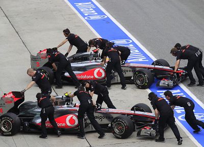 Formula One, vehicles, McLaren F1 - duplicate desktop wallpaper