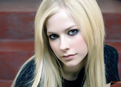 blondes, women, Avril Lavigne, blue eyes, faces - related desktop wallpaper
