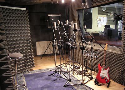 studio, mike, guitars, recording - random desktop wallpaper