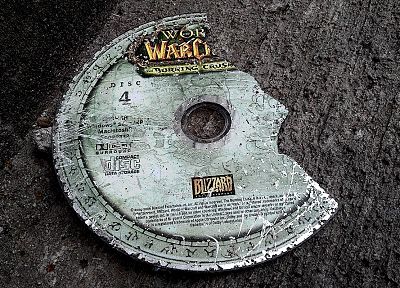 World of Warcraft, broken, compact disc - random desktop wallpaper