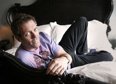 beds, men, Hugh Laurie, lying down, actors - random desktop wallpaper