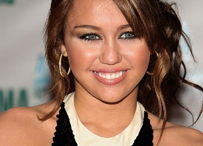 brunettes, women, Miley Cyrus, singers, teeth, faces - duplicate desktop wallpaper