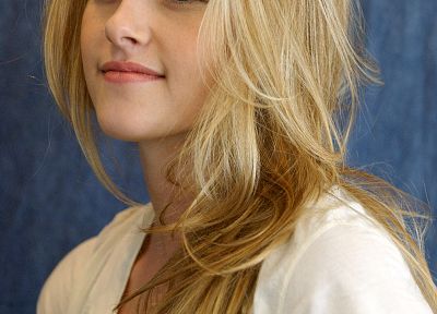 blondes, women, Kristen Stewart, celebrity - related desktop wallpaper