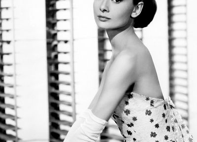 actress, Audrey Hepburn, grayscale, monochrome - related desktop wallpaper