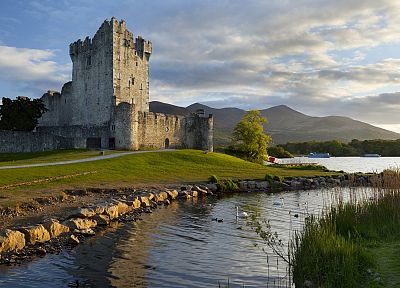 Ireland, National Park, castle - desktop wallpaper