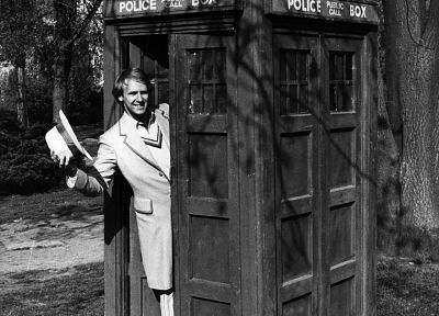 TARDIS, Doctor Who, Peter Davison, Fifth Doctor - desktop wallpaper