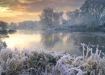 United Kingdom, The River, frost - random desktop wallpaper