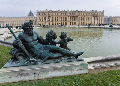 Versailles - random desktop wallpaper