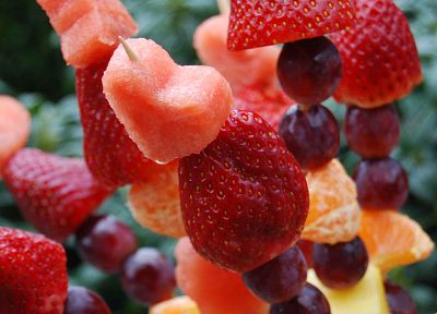 fruits, grapes, strawberries - random desktop wallpaper