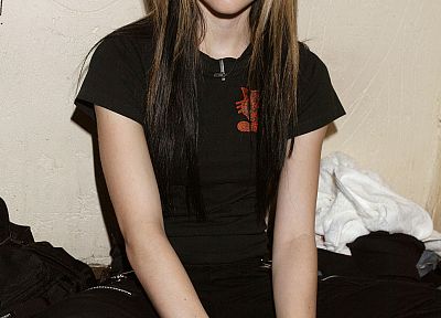 women, Avril Lavigne - related desktop wallpaper