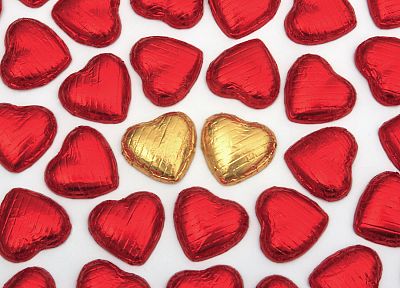 chocolate, hearts - random desktop wallpaper
