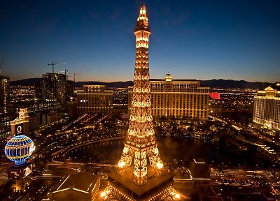 Paris, night, Las Vegas - duplicate desktop wallpaper