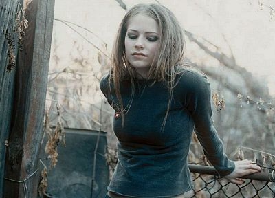 Avril Lavigne, musicians - desktop wallpaper
