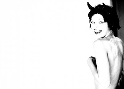 actress, horns, devil, Milla Jovovich - random desktop wallpaper