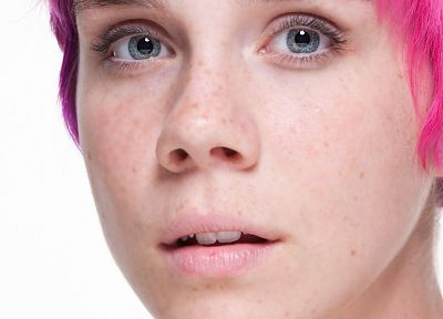 freckles, Emily, pink hair - desktop wallpaper