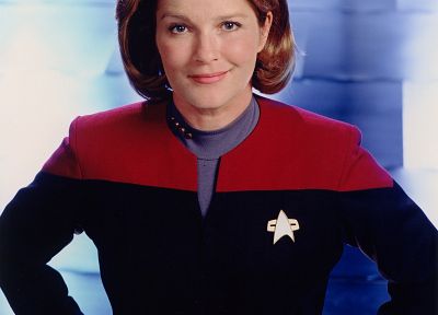 captain, Kate Mulgrew, Kathryn Janeway, Star Trek Voyager - desktop wallpaper